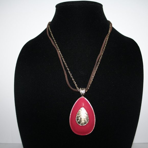 Beautiful gold and brown leather necklace w pink